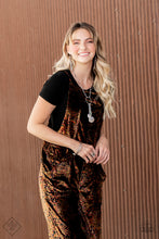 Load image into Gallery viewer, Sunset Sightings - Fashion Fix October 2021