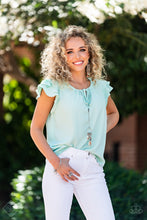 Load image into Gallery viewer, Glimpses of Malibu - Fashion Fix July 2022