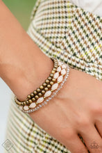 Load image into Gallery viewer, Glimpses of Malibu - Fashion Fix Nov 2022